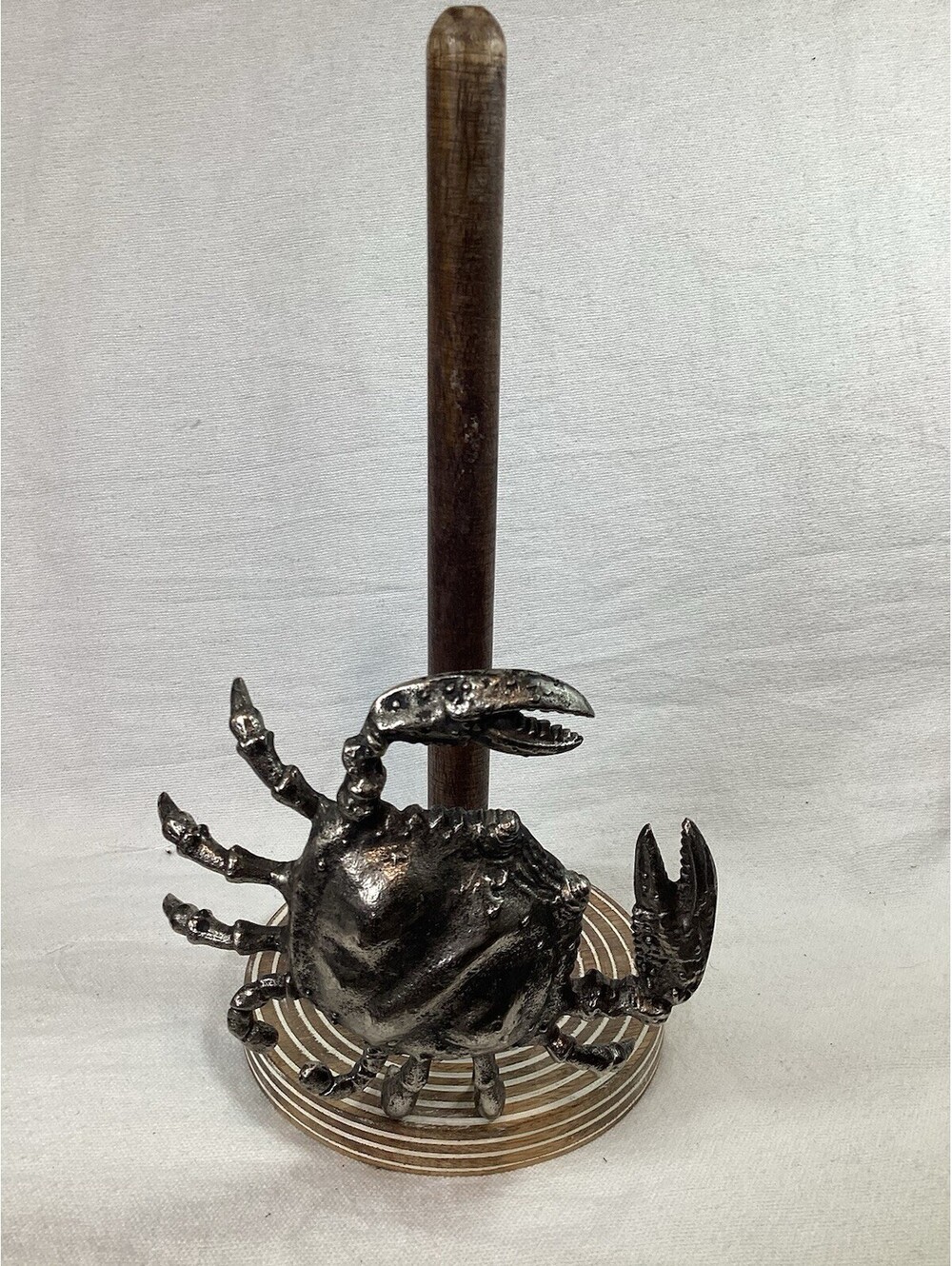 MD Crab Paper Towel Holder - Wooden With Metal Crab Ocean Beach Decor